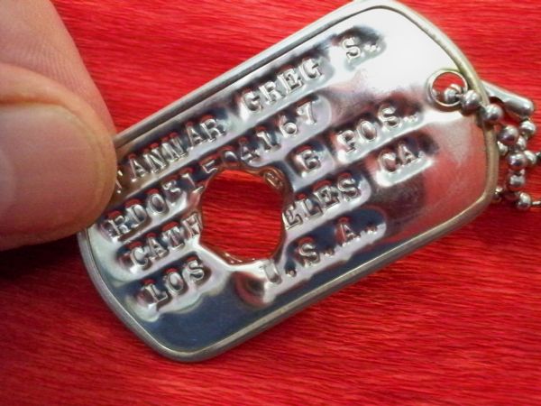 PIASTRINA di riconoscimento militare Dog-Tag.Questa piastrina di